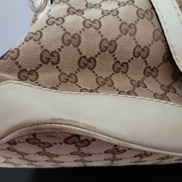 Gucci charm handbag purse - Picture 6 of 12